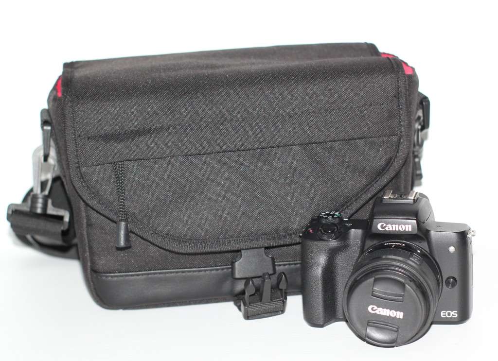 Canon EOS M50 Mark II Mirrorless Digital Camera with 15-45mm f/3.5-6.3 IS STM Lens