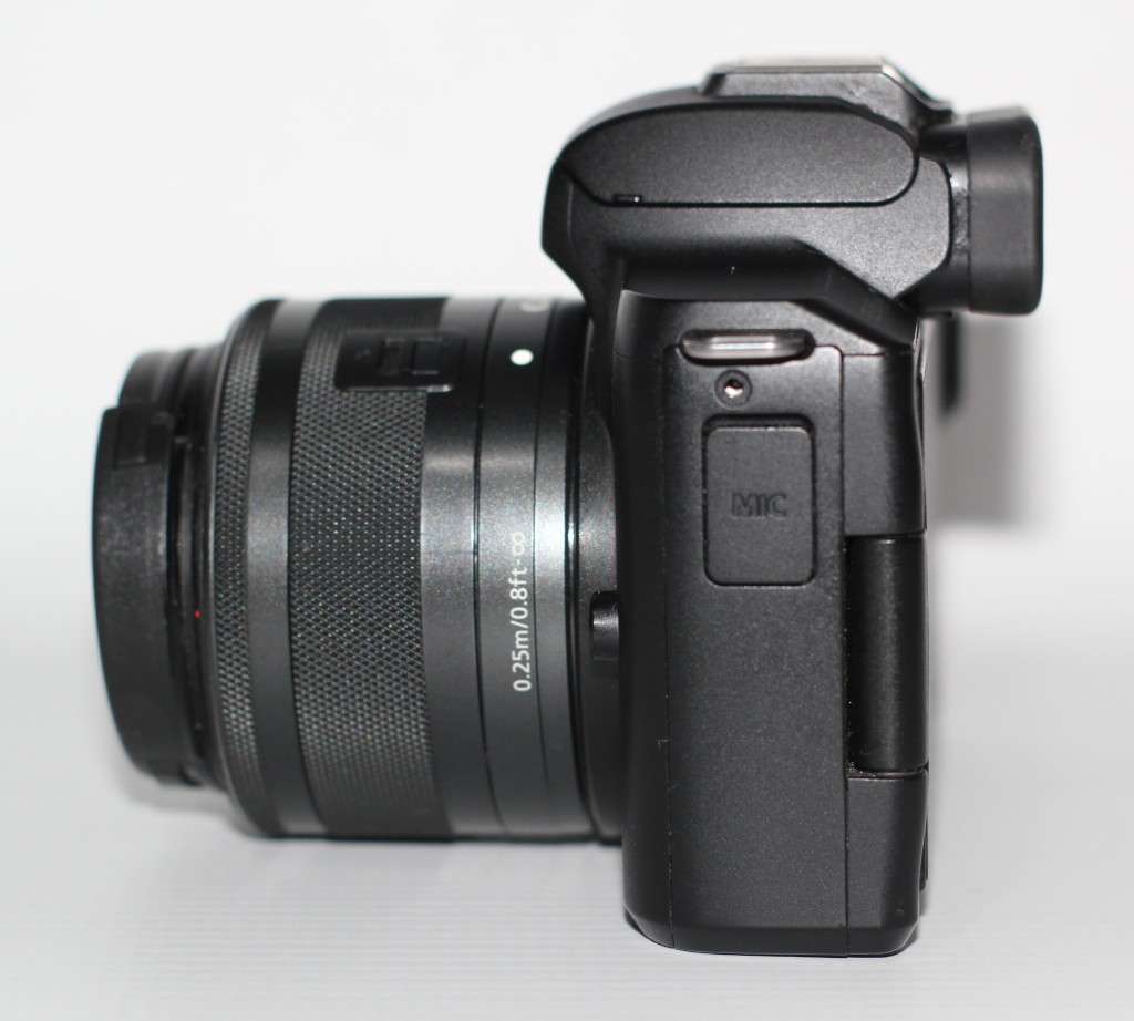 Canon EOS M50 Mark II Mirrorless Digital Camera with 15-45mm f/3.5-6.3 IS STM Lens