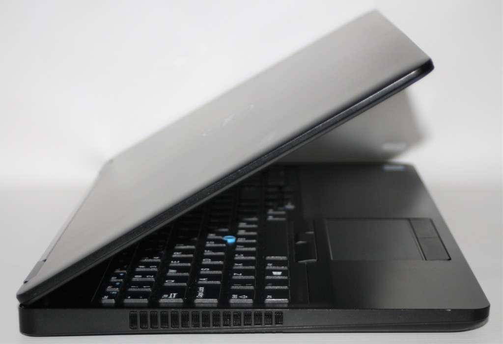 Dell Latitude E5570 15.6`  Notebook - Intel Core i5-6440HQ @2.60GHz, 16GB RAM, 256GB SSD, TOUCH SCRE