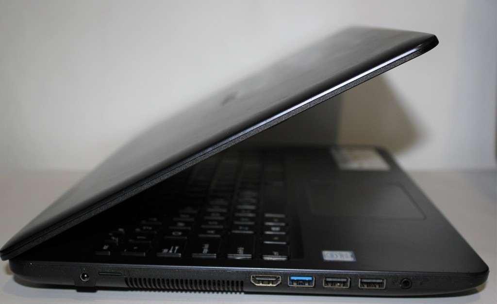 ASUS VivoBook 15 X540UA Intel Core i3-7020U , 4GB RAM, 1TB HDD , 15.6` HD