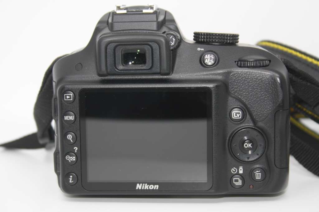 Nikon D3300 , 24.2 MP DSLR with AF-S DX NIKKOR 18-55mm f/3.5-5.6G VR II Zoom Lens, VERY LOW SHUTTER