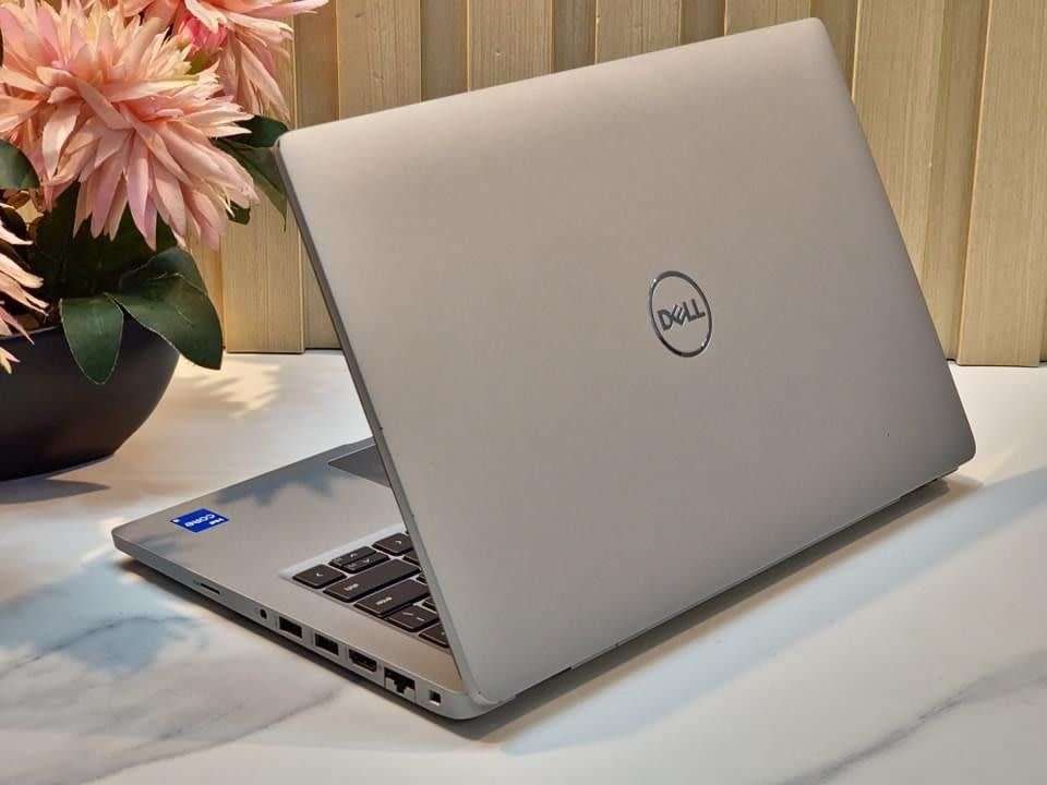 Dell Latitude 5431 14-inch 12TH Gen  Core i7-1270P , 16GB RAM , 512GB SSD Win 11 Pro FHD Laptop