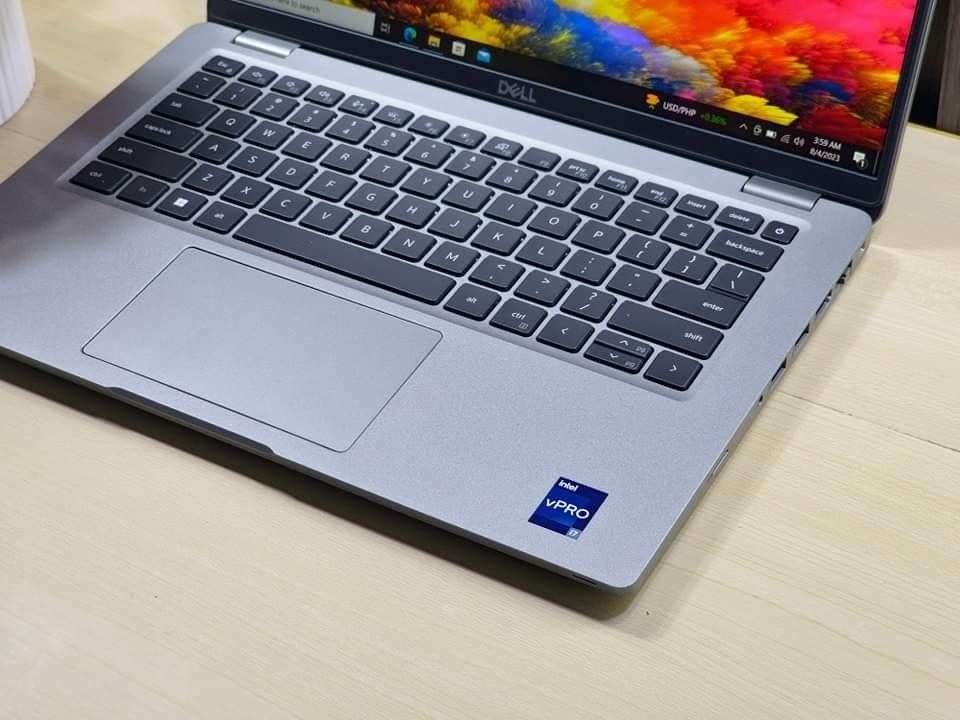 Dell Latitude 5431 14-inch 12TH Gen  Core i7-1270P , 16GB RAM , 512GB SSD Win 11 Pro FHD Laptop