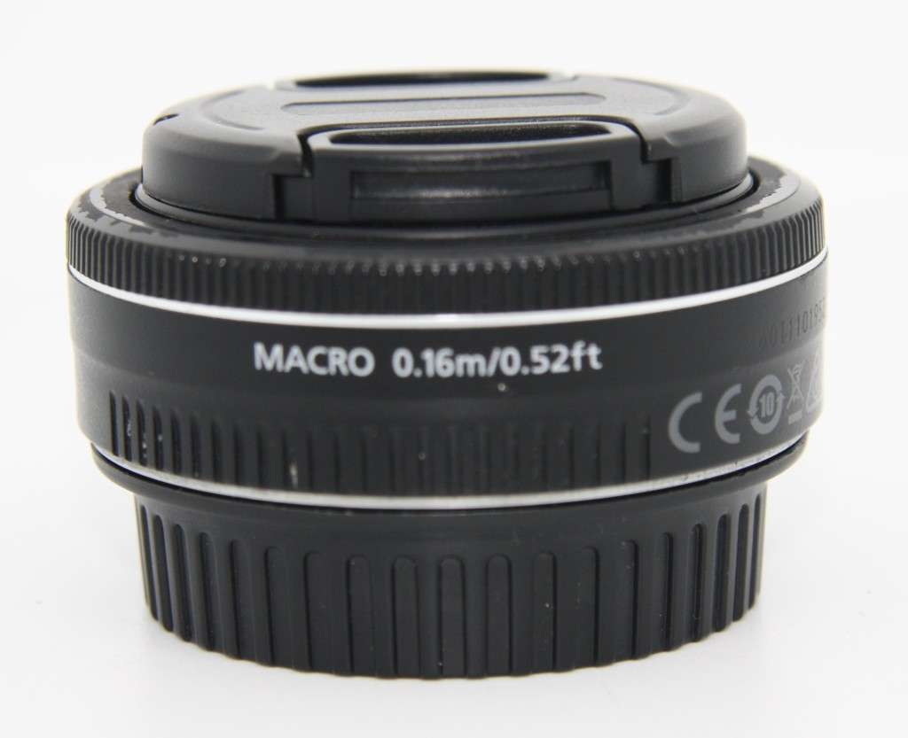 Canon EF-S 24mm f/2.8 STM Pancake Lens