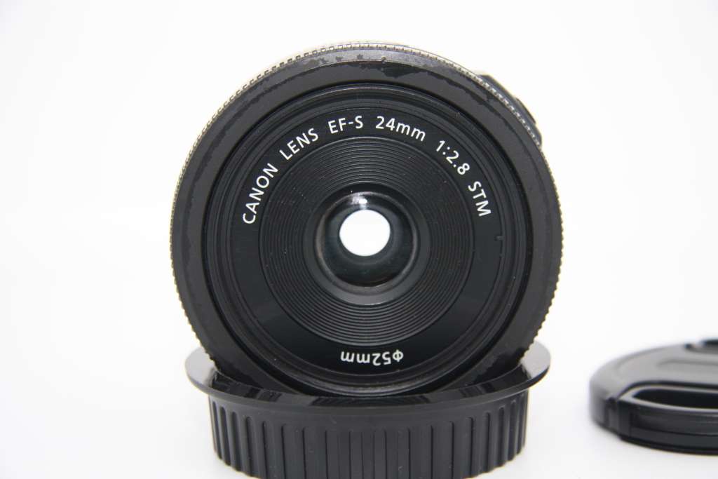 Canon EF-S 24mm f/2.8 STM Pancake Lens