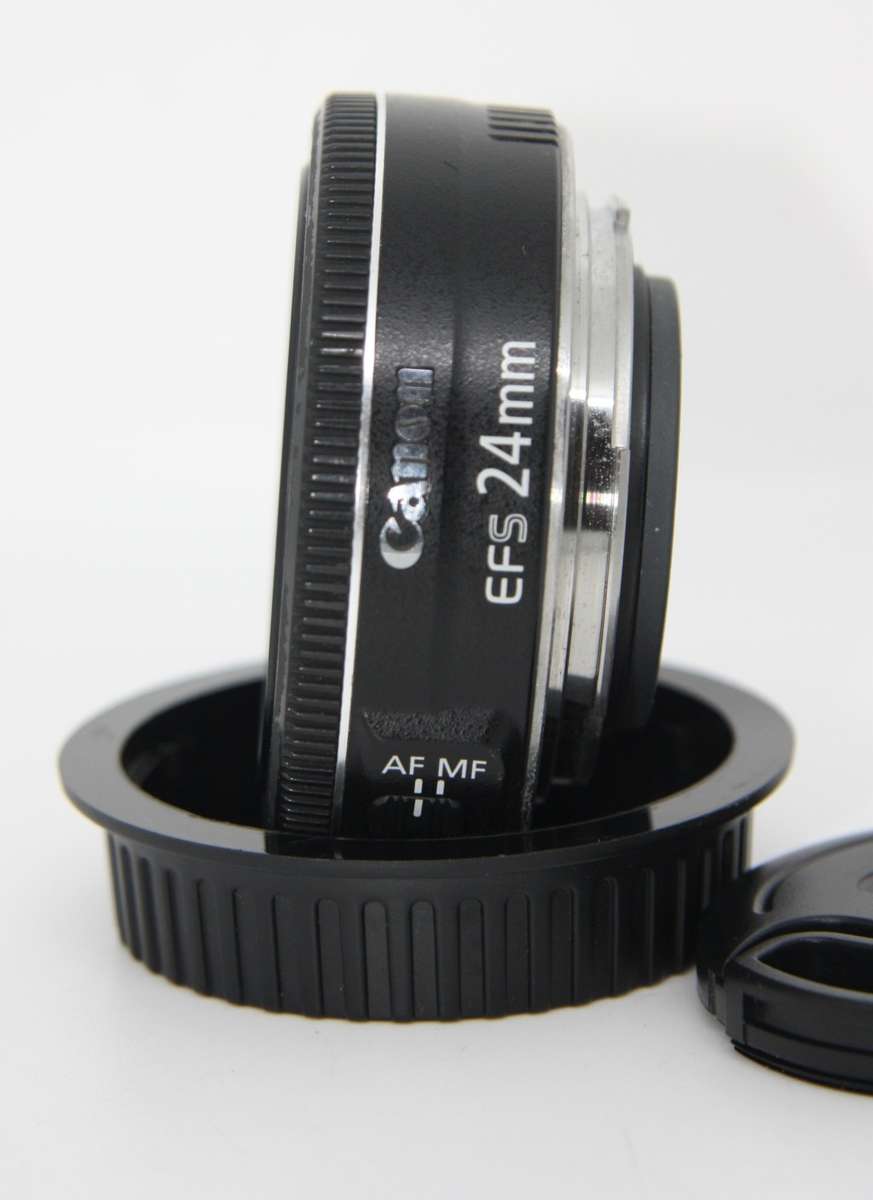 Canon EF-S 24mm f/2.8 STM Pancake Lens