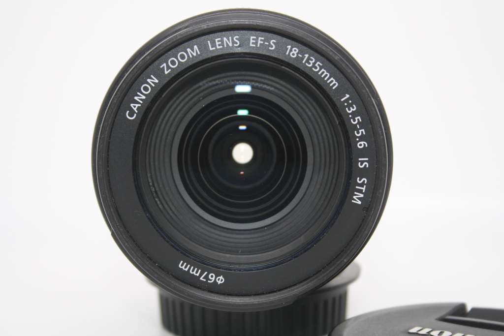 Canon EF-S 18-135mm f/3.5-5.6 IS STM IN VERY GOOD CONDITION