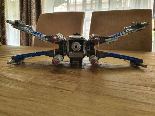 LEGO Resistance X-Wing Fighter 75149-1 (2016)