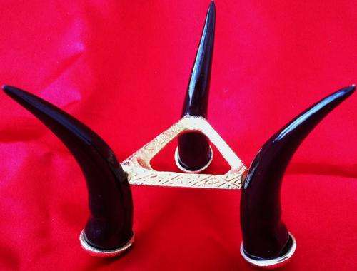 ***BRAND NEW!***STUNNING REVERSIBLE DISPLAY STAND FOR OSTRICH EGG!