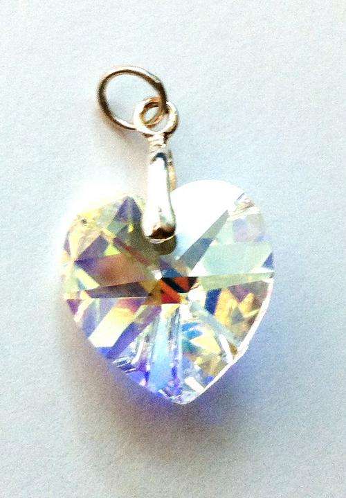 AWESOME! GENUINE SWAROVSKI HEART STERLING SILVER PENDANT!