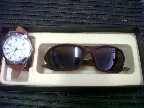 NEW MENS WATCH AND SUNGLASSES COMBO