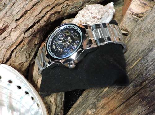 Winner Automatic Stainless Steel Skeleton Mechanical Watch.