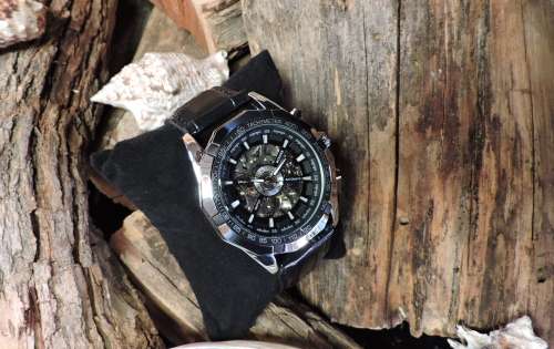 WINNER Mechanical Men's Watch.