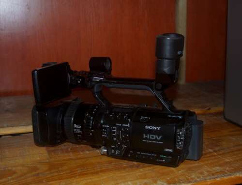 Sony HVR-Z1E Professional Video Camera!!!!