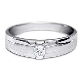 Certified 0.05CT Round Cut Real & Natural Diamond Designer Ring @ No Reserve Price.