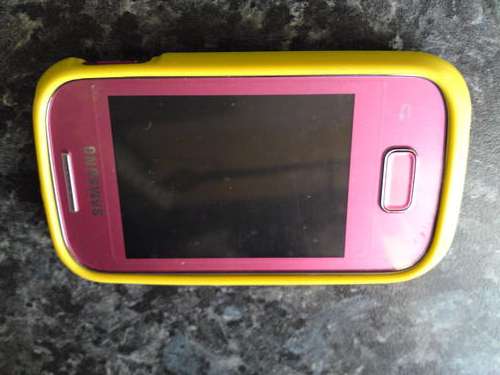 samsung galaxy pocket cellphone 5300 with protector and screen guard