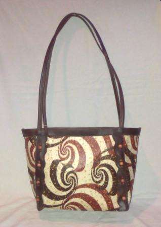 Finest Purple Fabric & Leather Handbag Nobe 006