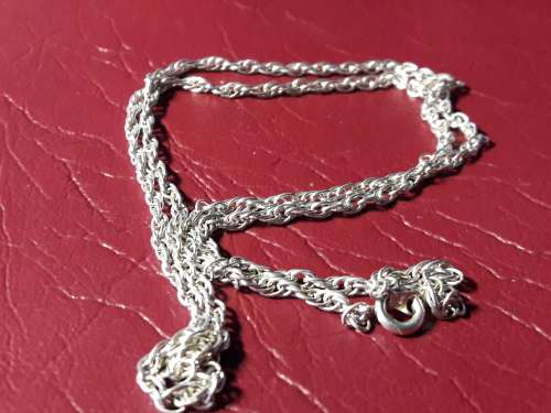 SOLID STERLING SILVER NECKLACE