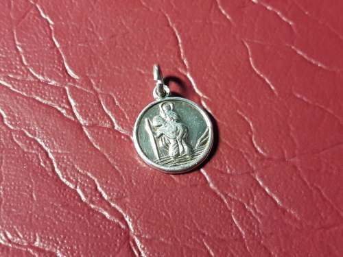 SOLID STERLING SILVER PENDANT