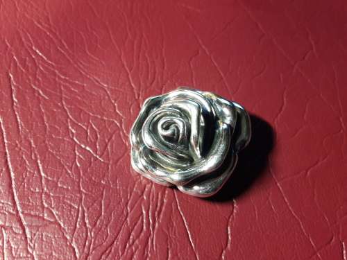 LOVELY STERLING SILVER BROOCH