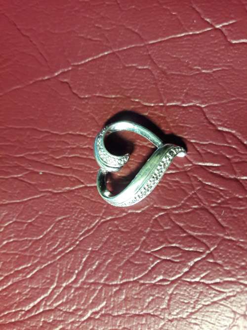 LOVELY SOLID GENUINE STERLING SILVER PENDANT IN EXCELLENT CONDITION