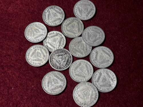 LOT OF 14 x 50% SILVER 3d [Tickey]