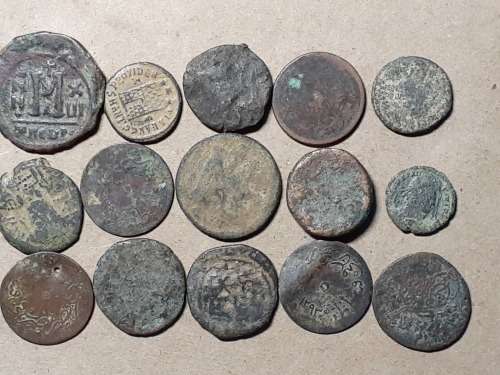 A LOT OF 15 ANCIENT COINS