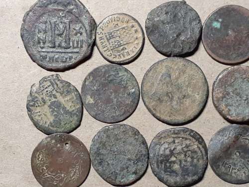 A LOT OF 15 ANCIENT COINS