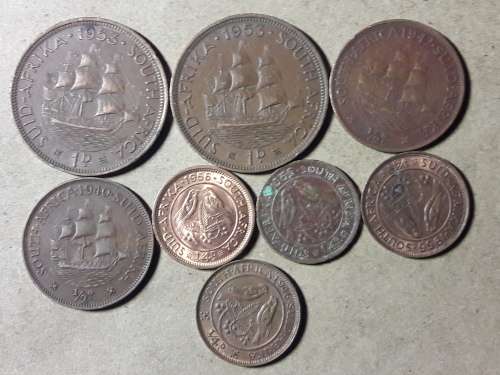 A LOT OF 8 SA UNION COINS