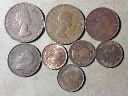 A LOT OF 8 SA UNION COINS