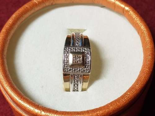 LOVELY GENUINE SOLID STERLING SILVER RING WITH GENUINE 9 ct GOLD INLAYS IN EXCELLENT CONDITION