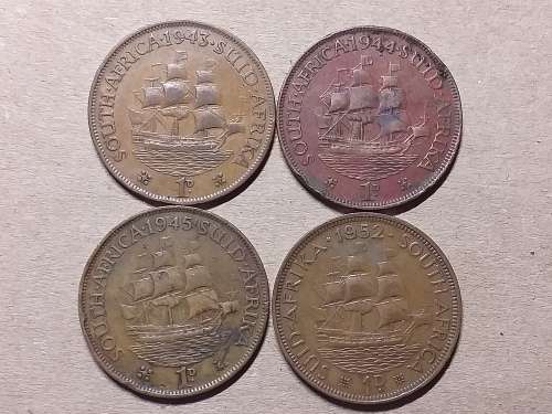 A LOT OF 4 SA UNION PENNY'S