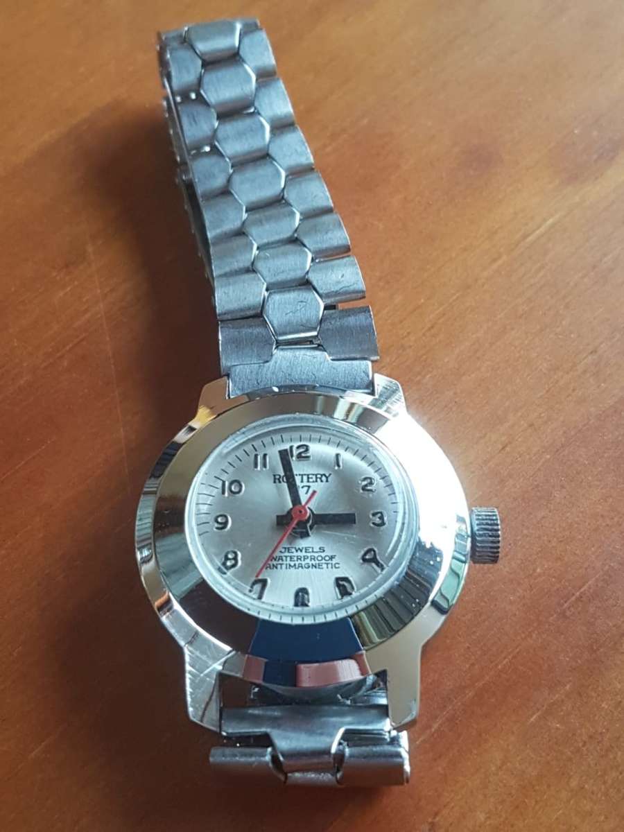 LOVELY ROTTERY WOMEN'S WATCH IN VERY GOOD CONDITION