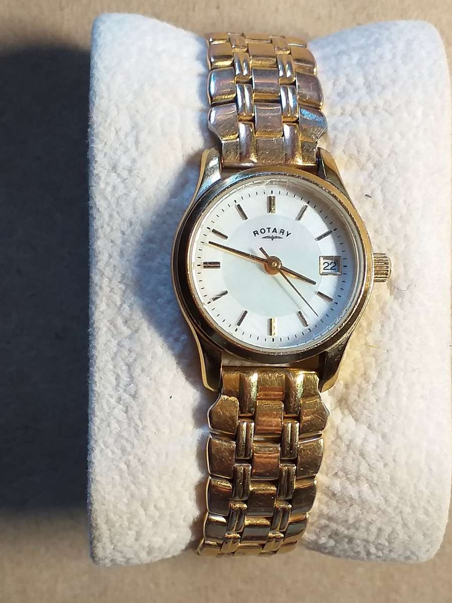 LOVELY GENUINE ROTARY WOMEN'S WATCH WITH MOTHER OF PEARL FACE WITH NEW BATTERY EXCELLENT CONDITION