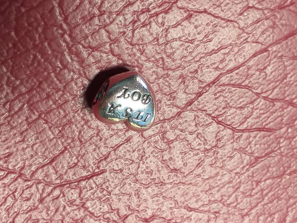 LOVELY GENUINE SOLID STERLING SILVER PANDAORA CHARM