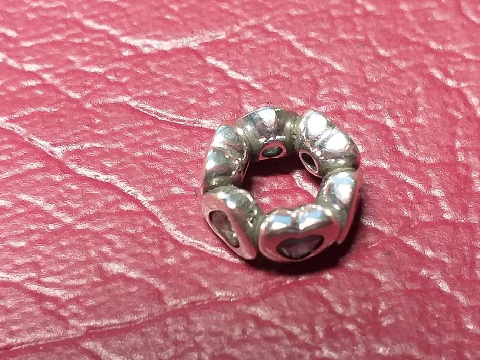 LOVELY GENUINE SOLID STERLING SILVER PANDAORA CHARM