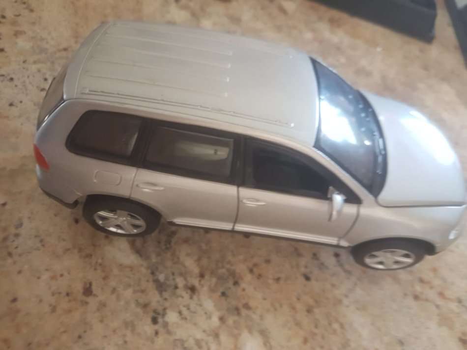 VOLKSWAGEN TOUAREG IN PRISTINE CONDITION. [Please read Description]