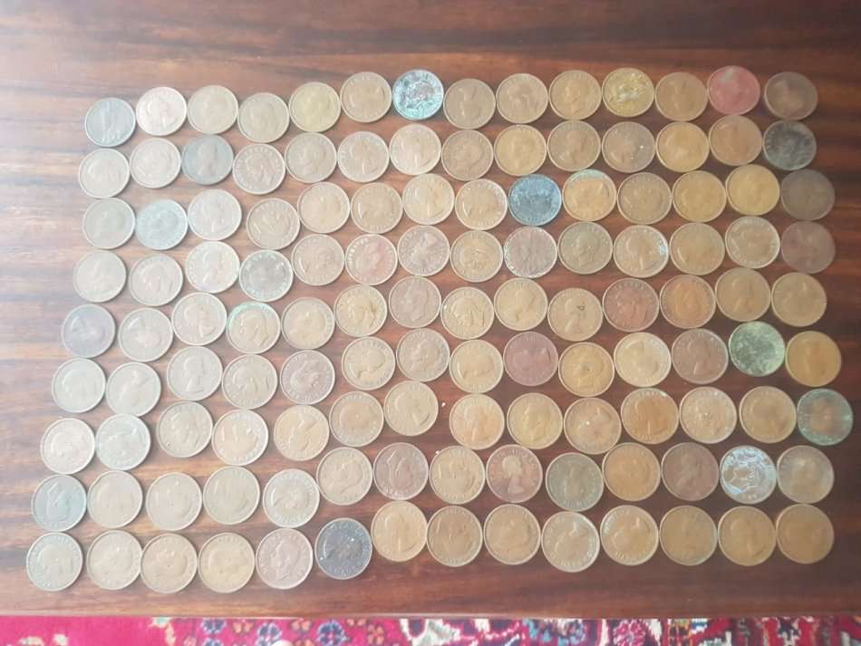 A LOT OF 126 SA UNION PENNYS - FROM THE 1930's TO 1960's [Bid per coin to take all]