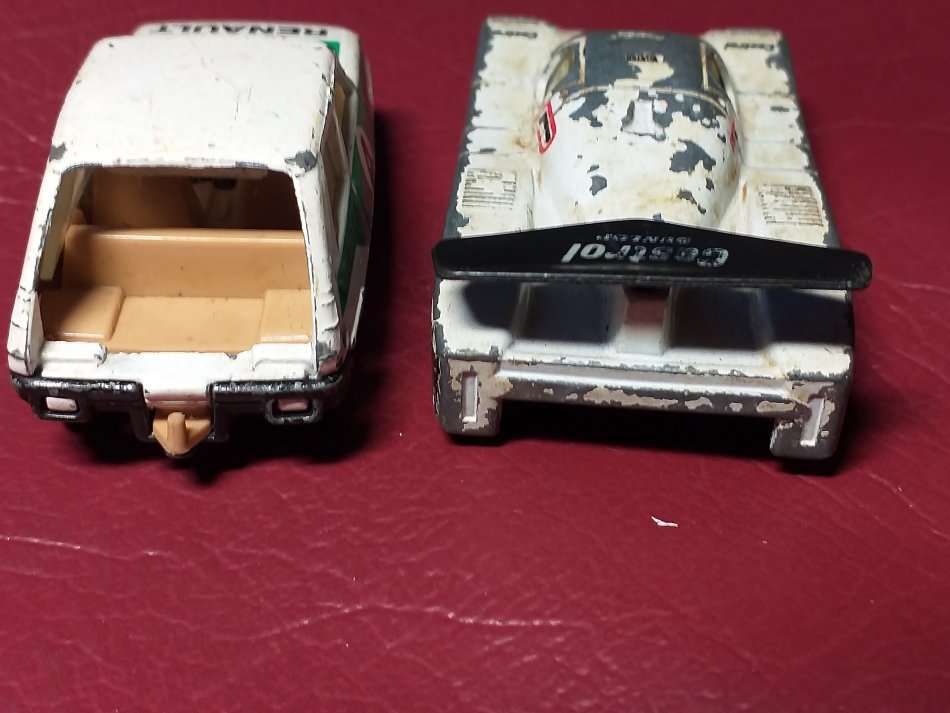2 x VINTAGE MATCHBOX MODEL CARS [One bid for both]