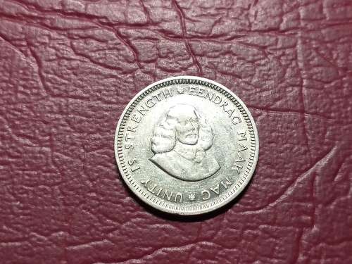 1962 RSA SILVER 5 CENT
