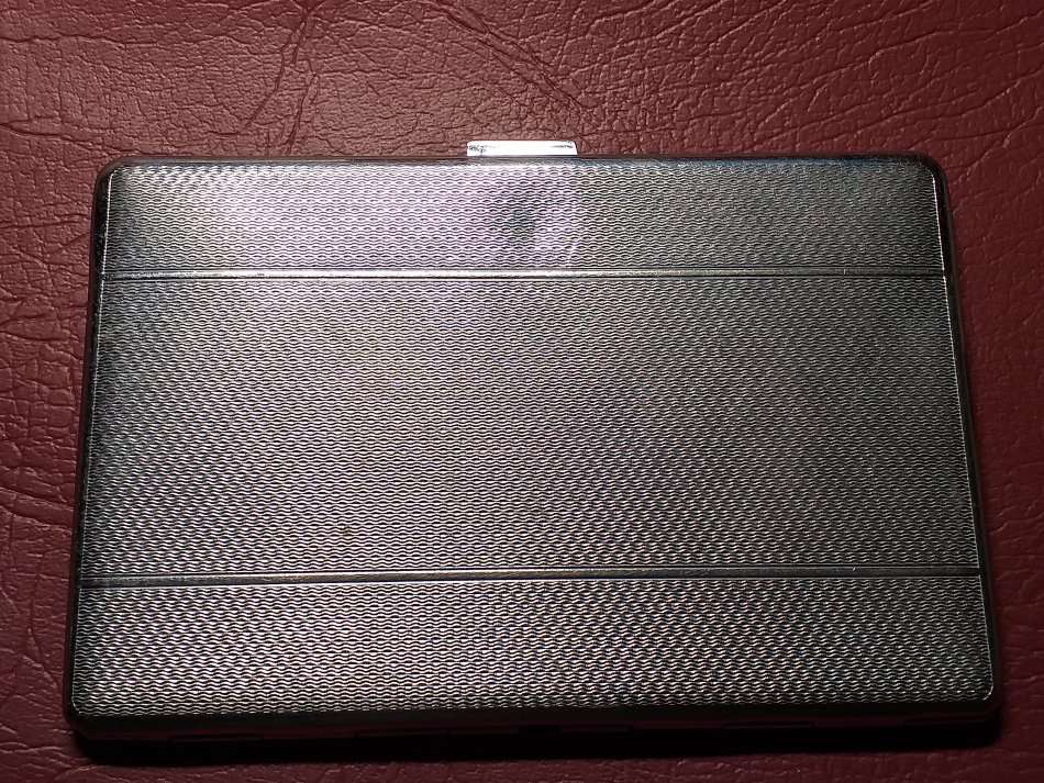 LARGEST SIGARETTE HOLDER IN VERY GOOD CONDITION MADE IN ENGLAND [145 x 95 x 9 mm] WITH LIGHTER
