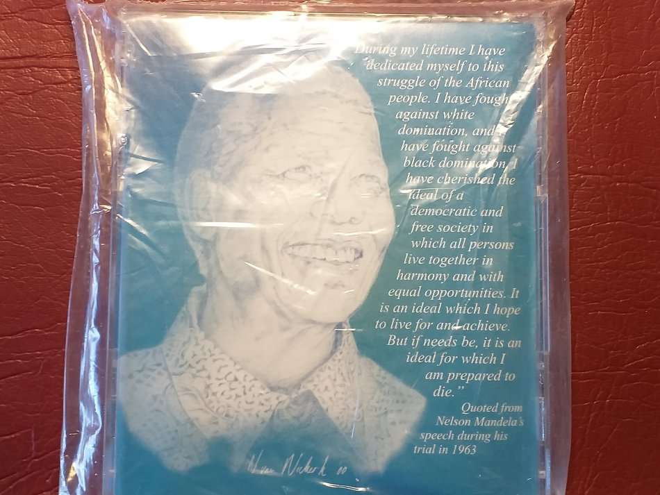 2000 RSA MANDELA PROOF COIN IN CD HOLDER