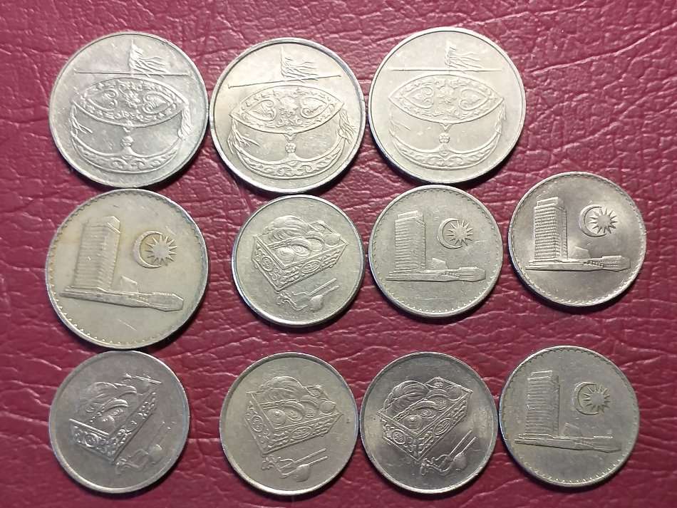 11 x COINS FROM MALAYSIA [Bid per coin to take all]