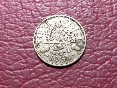 1934 BRITISH SILVER 3 Pence - George V