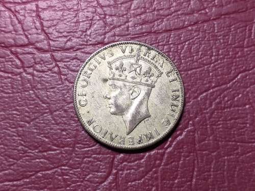 1941 EAST AFRICA  SILVER 1 Shilling - George VI