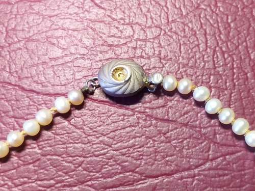 LOVELY NECKLACE - [39 cm]