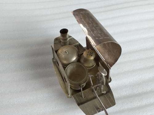 LOVELY UNIQUE SILVER PLATED ORNAMENT - [L : 14,5 cm x 7 cm x 8,5 cm]