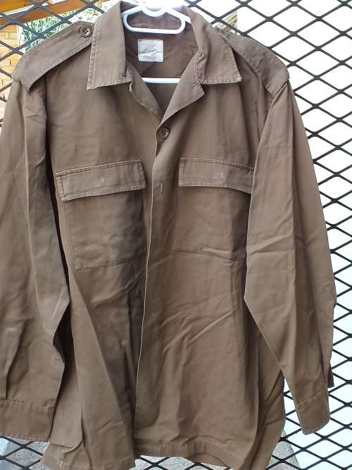 SADF BROWNS LONG SLEEVE SHIRT IN VERY GOOD CONDITION - [SIZE L]