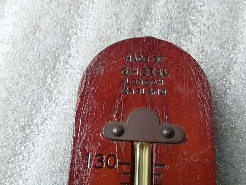 A THERMOMETER IN GOOD WORKING CONDITION - [L  21,5 cm]