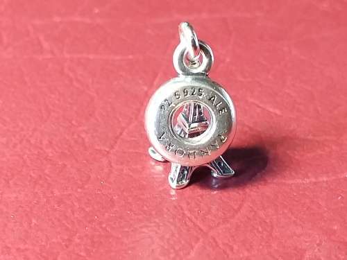 LOVELY GENUINE SOLID STERLING SILVER PANDORA CHARM IN EXCELLENT CONDITION - EIFFEL TOWER - [3 g]